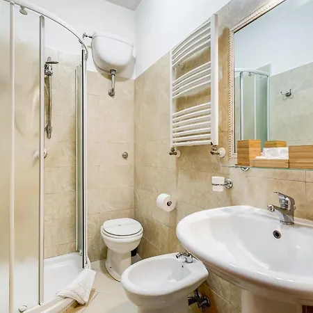 게스트하우스 Jmartins 3*